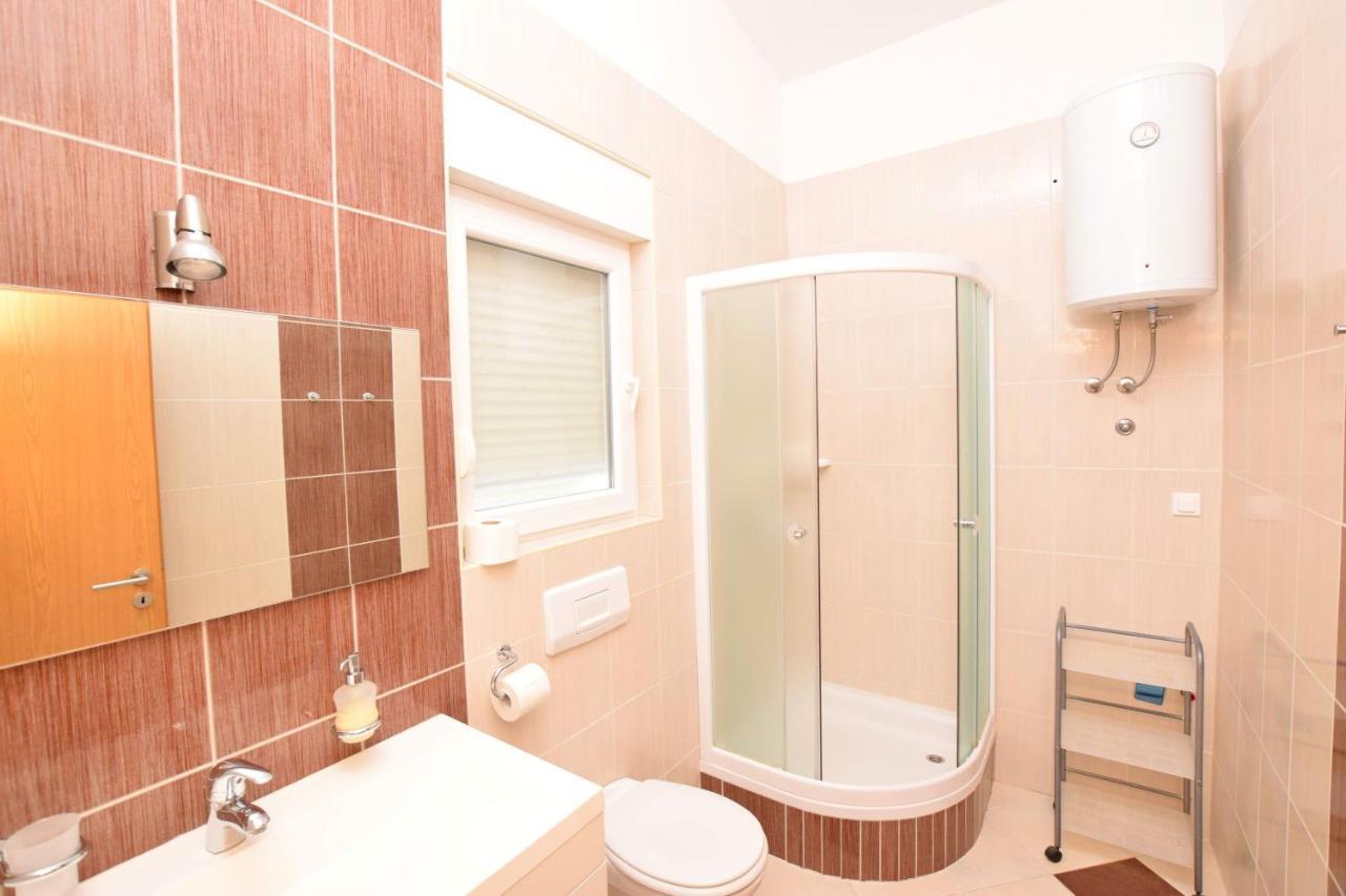 Apartment Diva Nin Kültér fotó