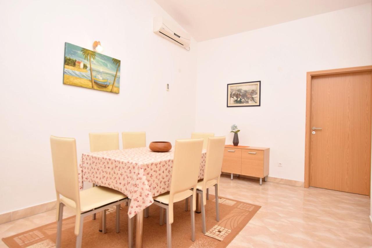 Apartment Diva Nin Kültér fotó